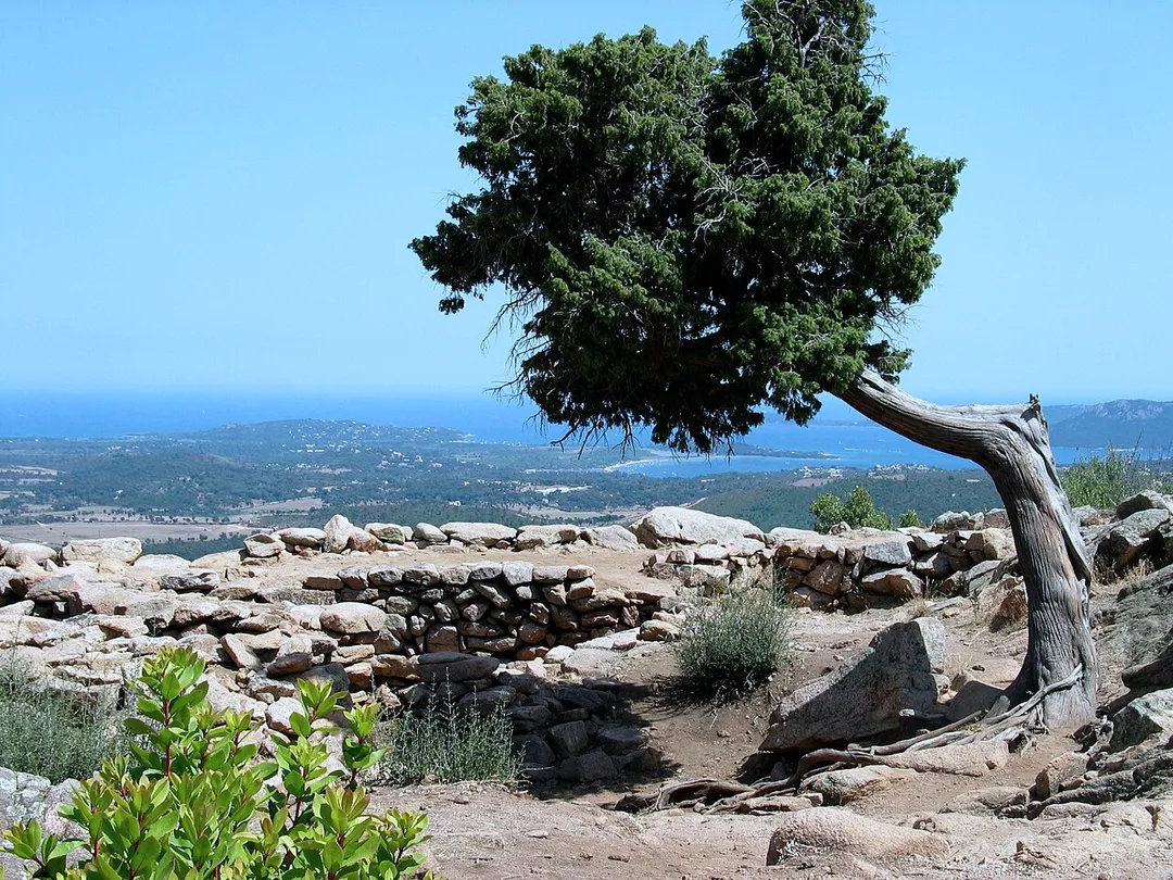 Castellu d' Araghju, un site préhistorique de Corse-du-Sud