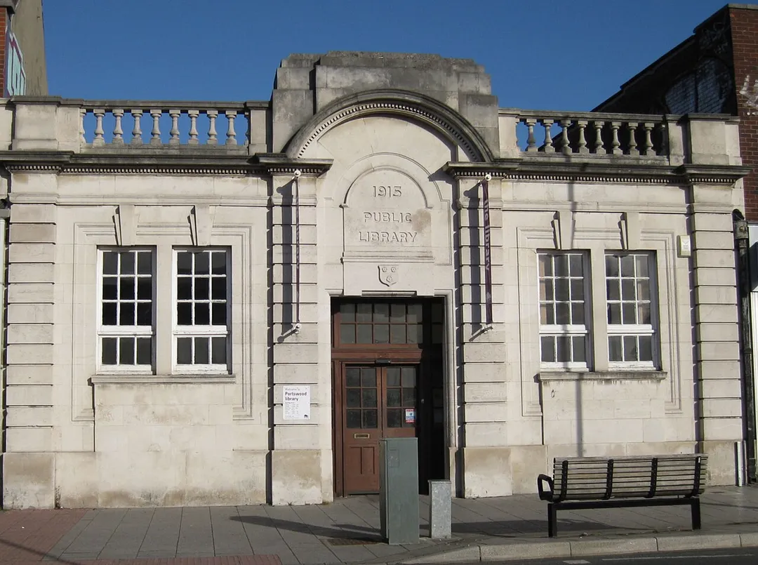 Portswood public library, 251 Portswood Road, Southampton SO17 2NG