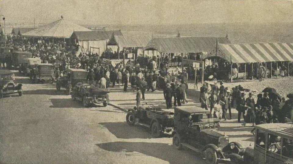 Avenida dos Banhos, Póvoa de Varzim waterfront c.1921