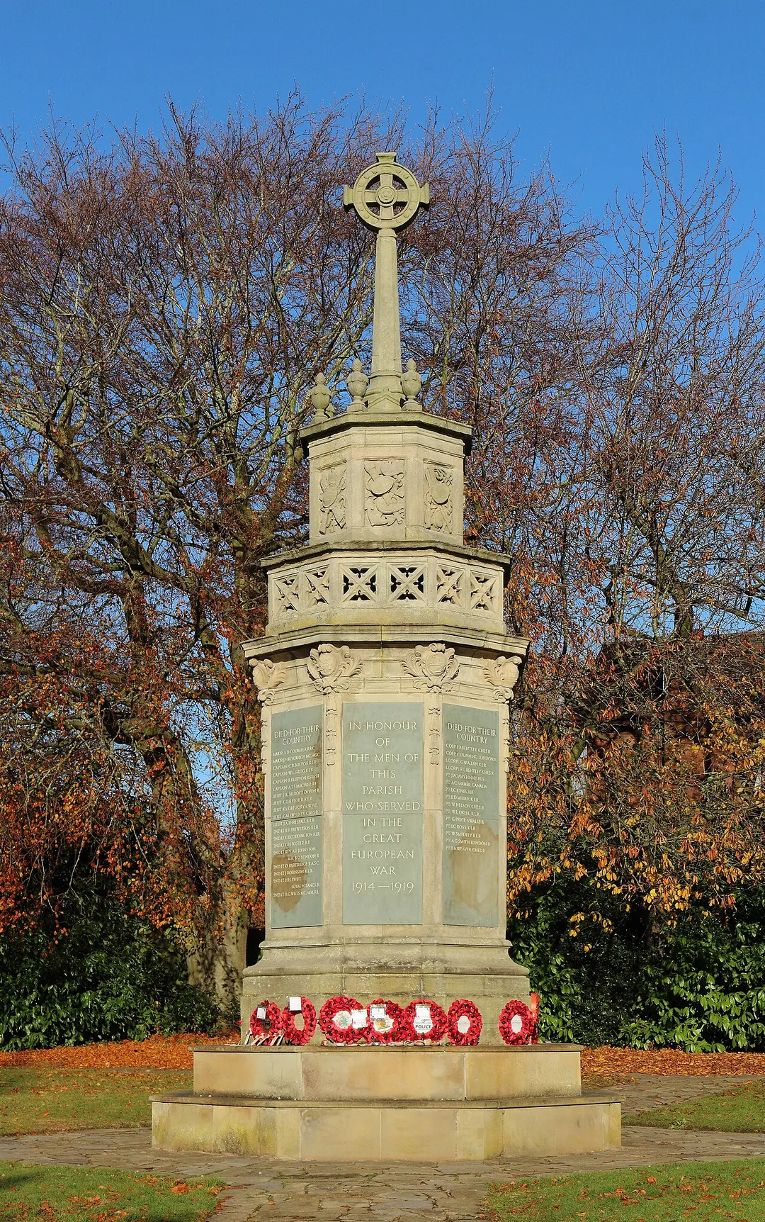 Grade II listed war memorial at the corner of Osmaston Road and Prenton Lane, Prenton, Birkenhead. Erected in 1921, it was badly damaged in the blitz of 1941 and later reconstructed. Refurbished in 2014.