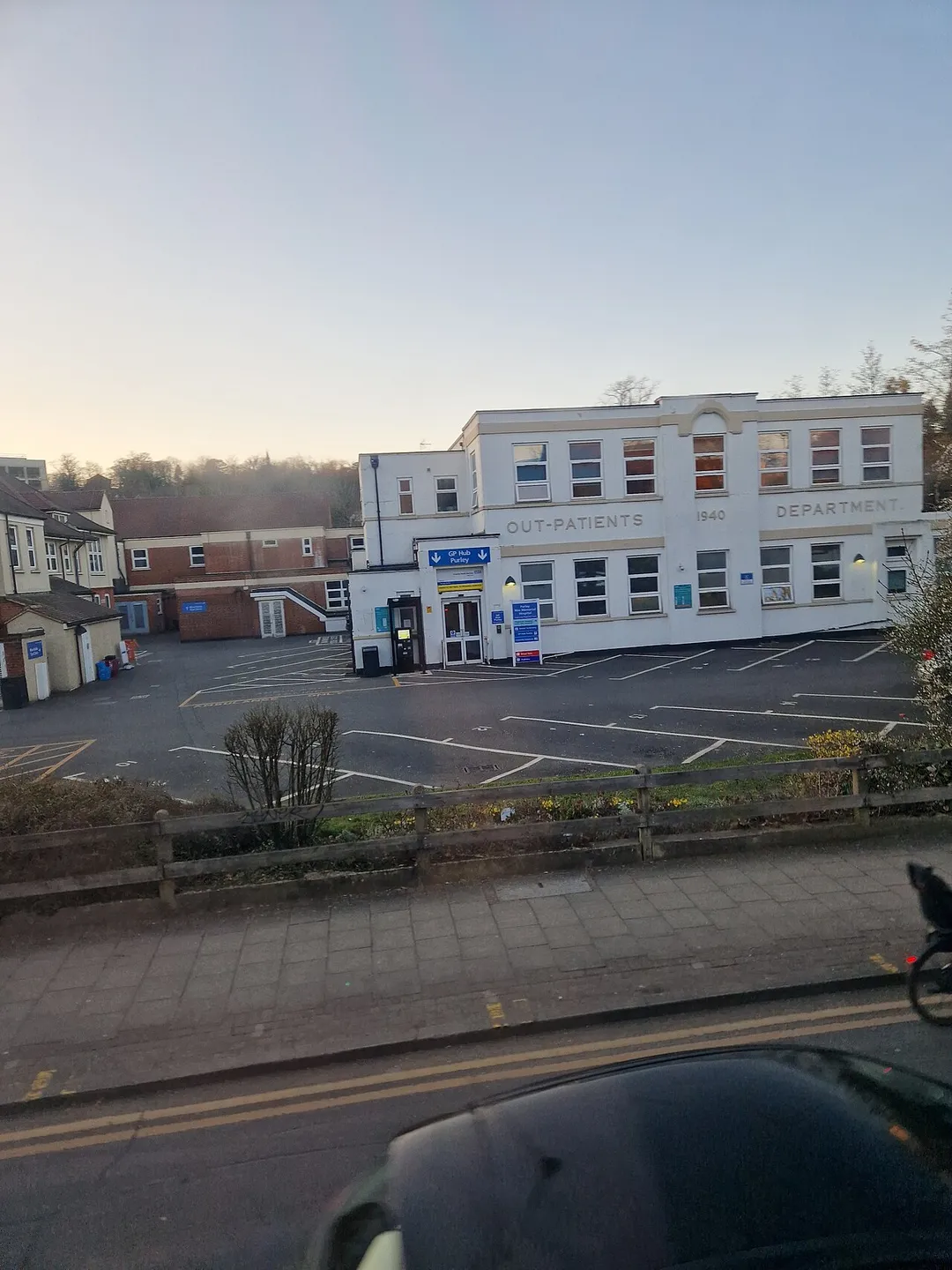 Purley War Memorial Hospital (healthcare organization in Purley, United Kingdom)