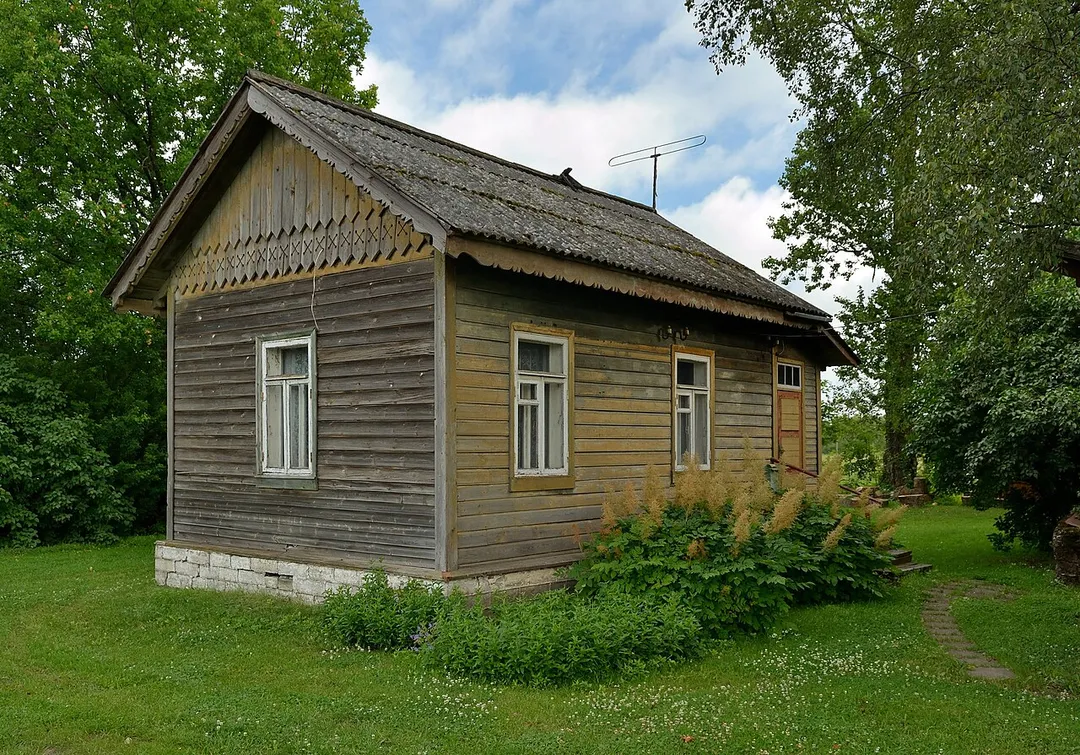 Raasiku railway station house