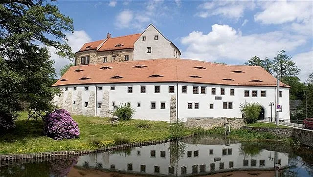 Das Schloss Klippenstein befindet sich in Radeberg bei Dresden.