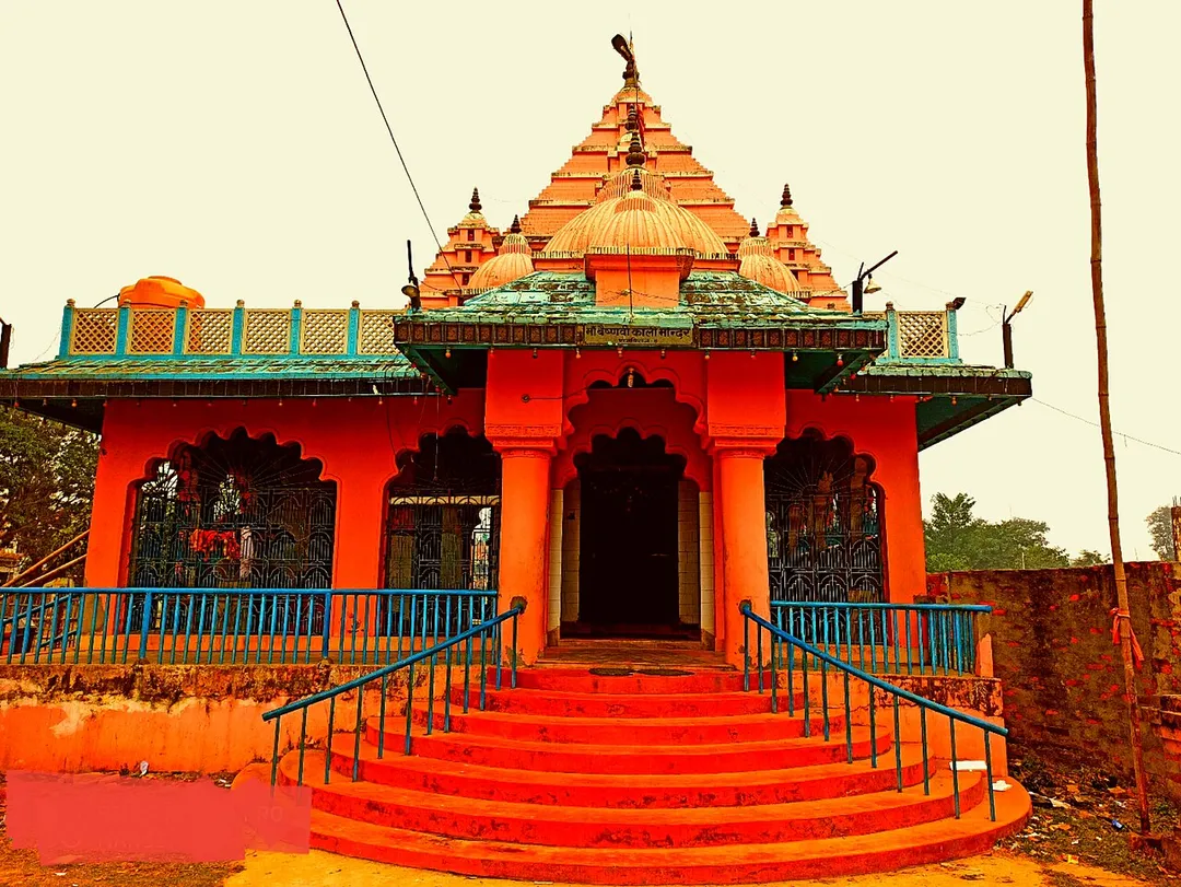 This is one of the most underrated temple of Rajbiraj, Saptari. People used to visit here during Dashain. A huge celebration takes place inside temple premises during Deepawali