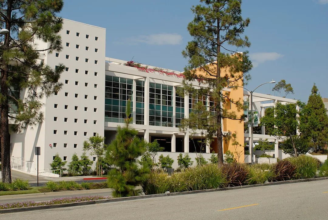 Peninsula Center Library