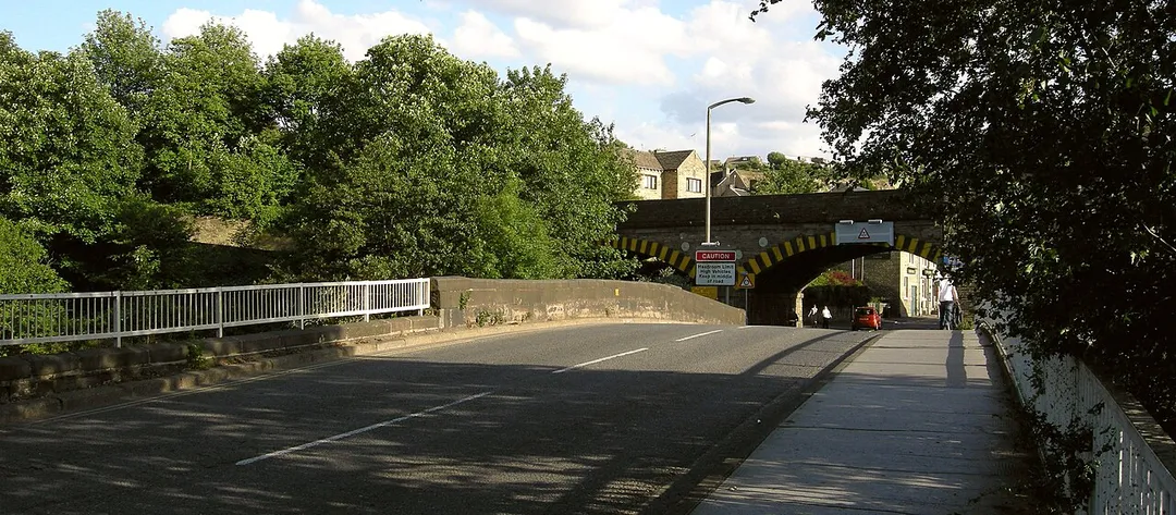 Rastrick Bridge, Bridge Road/Bridge End, Brighouse/Rastrick, Calderdale, West Yorkshire, England. On the A643 over the River Calder.