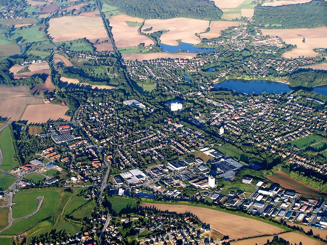 Reinfeld (Kreis Storman, Schleswig-Holstein) aus Richtung Osten