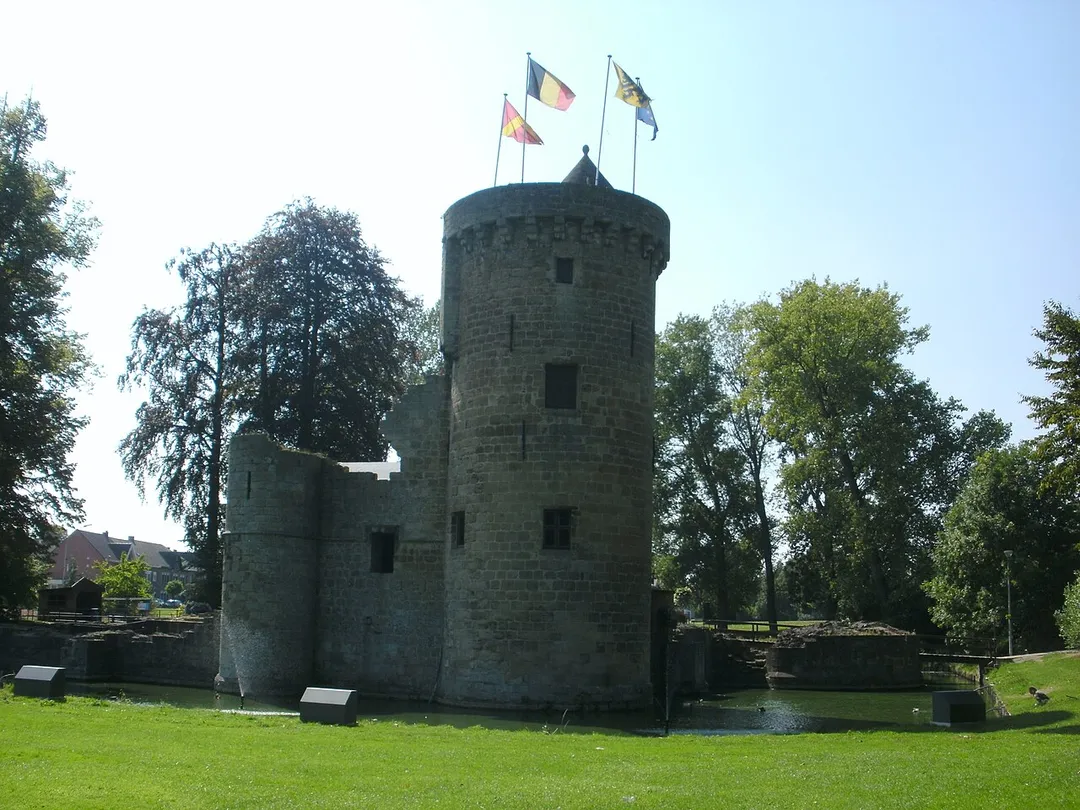 Herzele burcht vooraanzicht