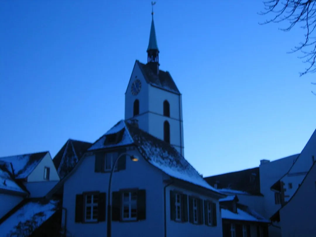 Dorfkirche Riehen, abends. Selbst geschossen im November 2005

Sämi Leder, Riehen