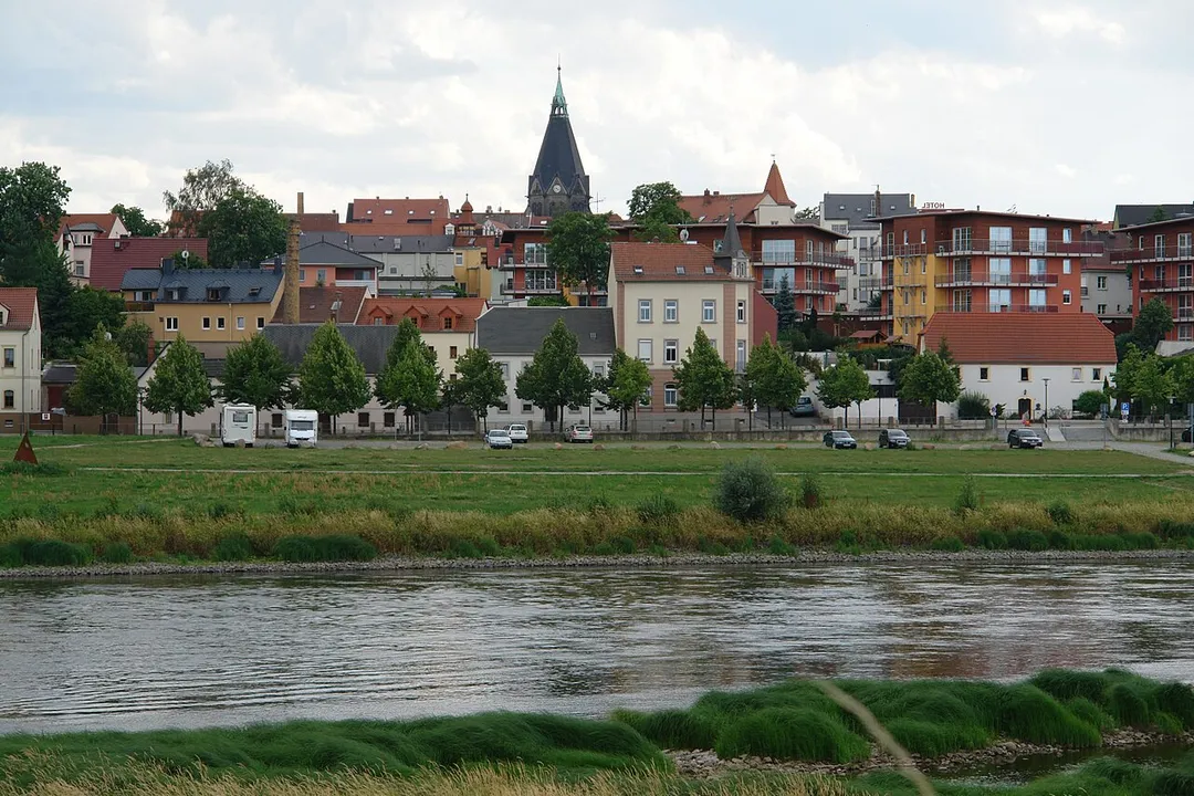 Riesa Blick zur markanten Trinitatiskirche