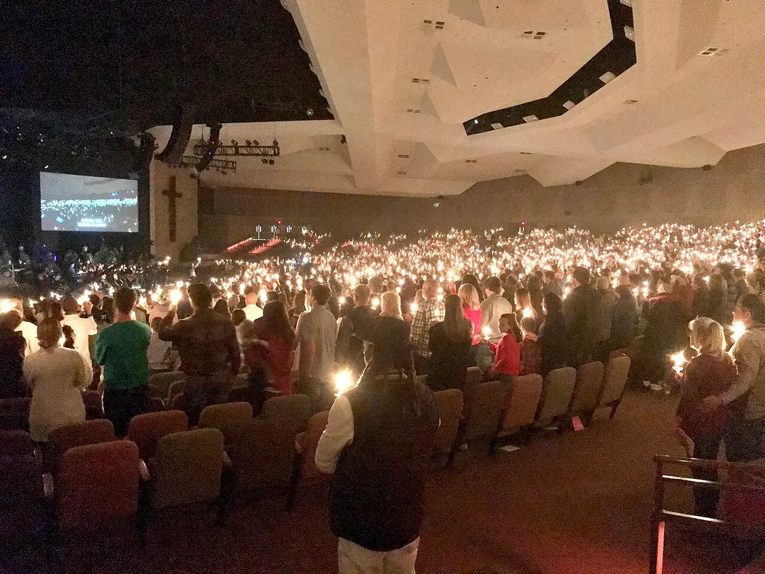 Worship service at Lakepointe Church Rockwall, Texas
