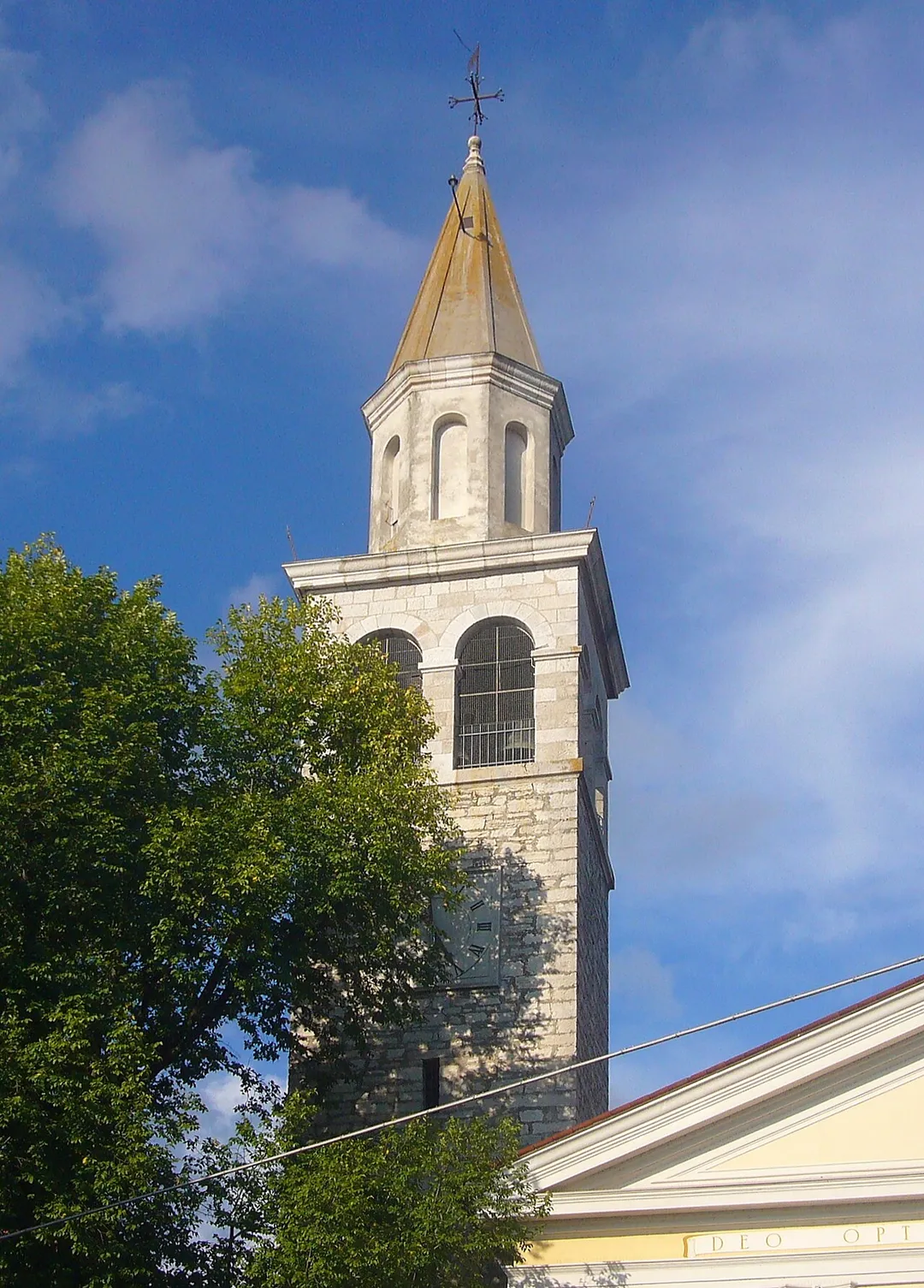 Il campanile della chiesa di San Lorenzo Martire a Ronchi dei Legionari, in provincia di Gorizia 


This picture was uploaded via web-app "Wiki Loves Monuments Italia".
