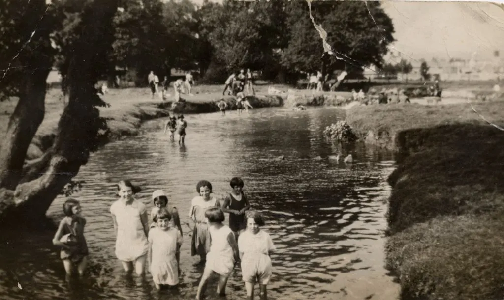 Cae Ddol 1920, Ruthin