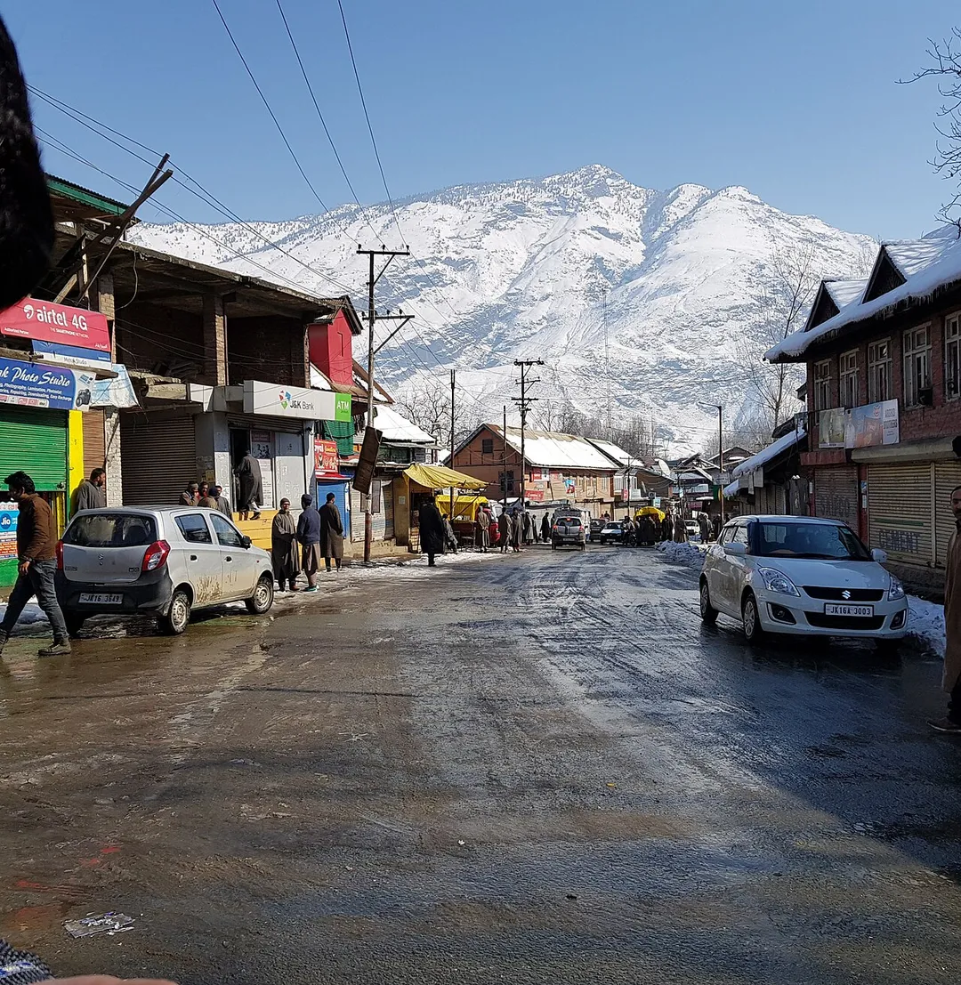 Main market at Safapora during winters