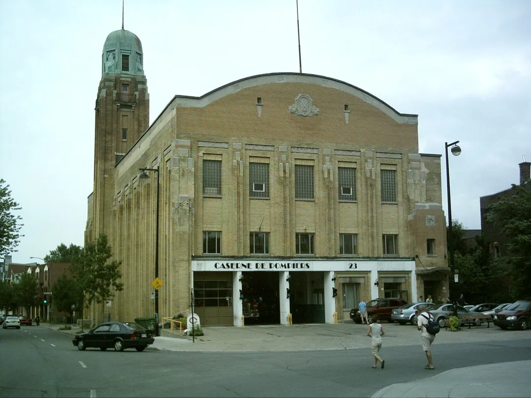 Caserne de pompier no. 23, place Saint-Henri, Montréal