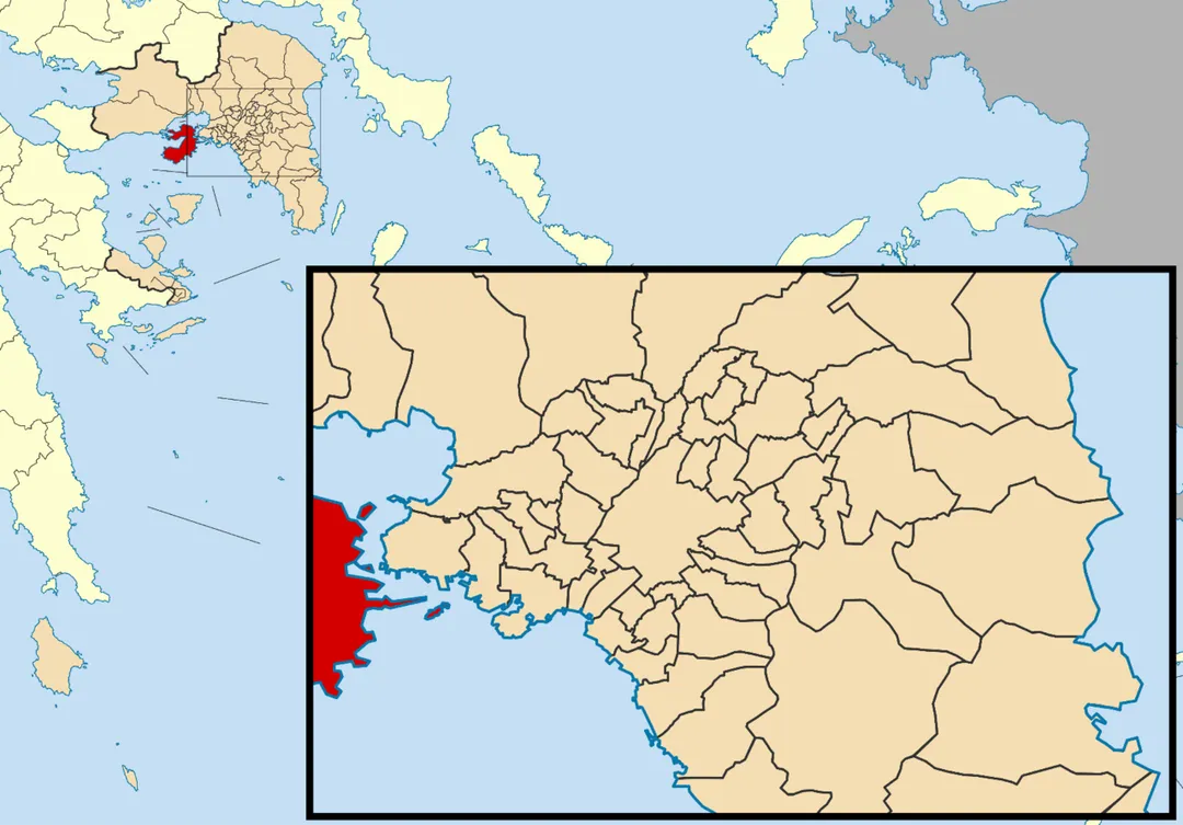 Locator map for Salamina municipality in Greek region Attica (2011)