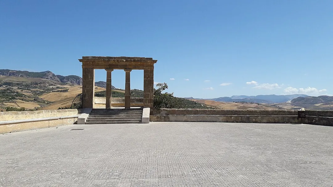 piazza del Belvedere, Sambuca di Sicilia