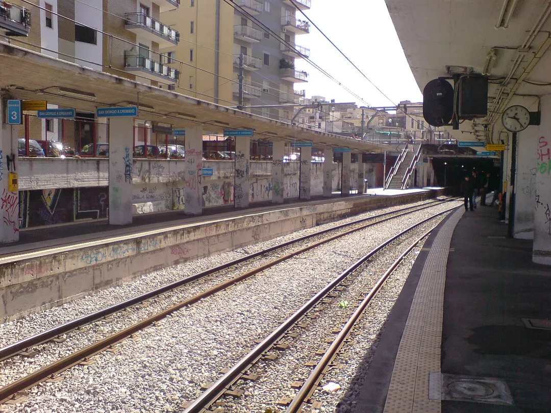 san giorgio circumvesuviana station