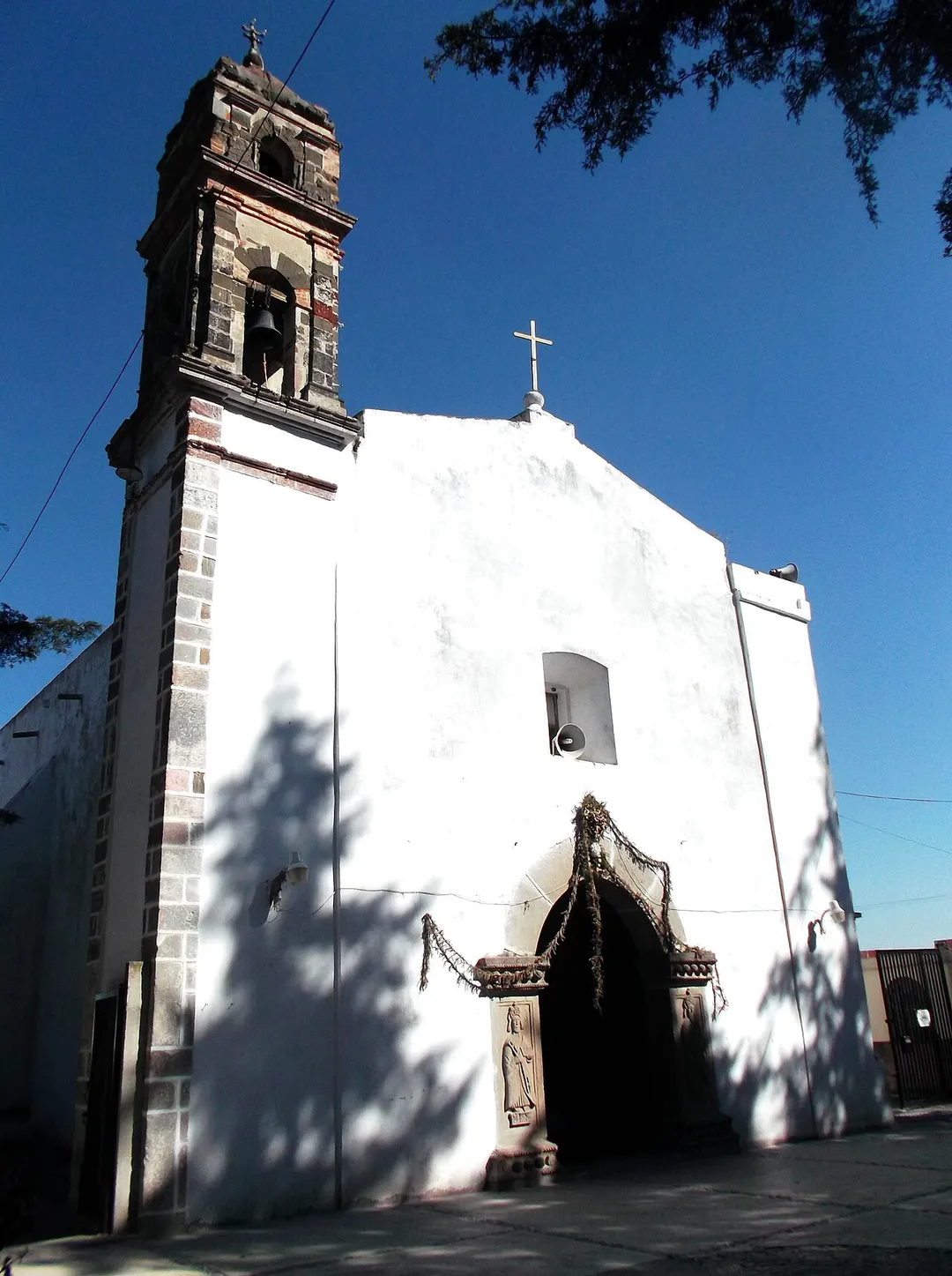 This is a photo of a monument in Mexico, identified by ID