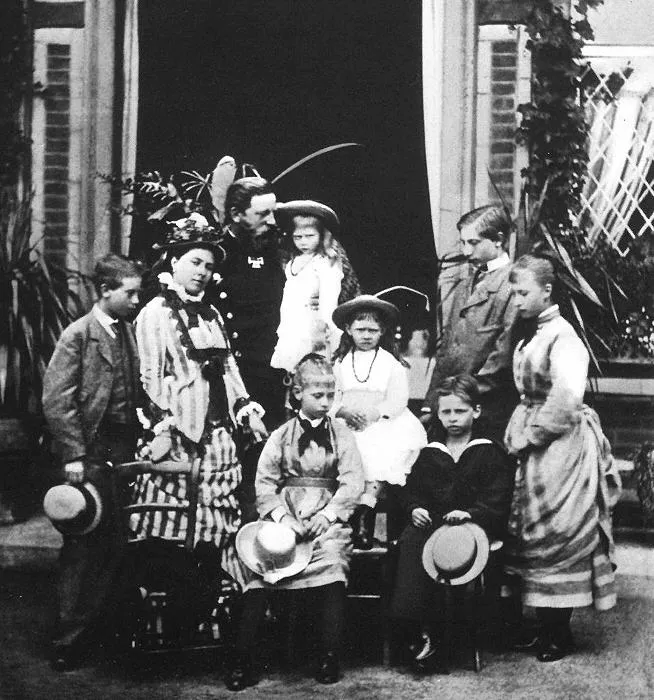 Crown Princely Family from left to right: Prince Wilhelm (later Wilhelm II) The Crown Princess, The Crown Prince, Princess Margaret, Princess Viktoria, Princess Sophie, Prince Waldemar, Prince Henry and Princess Charlotte