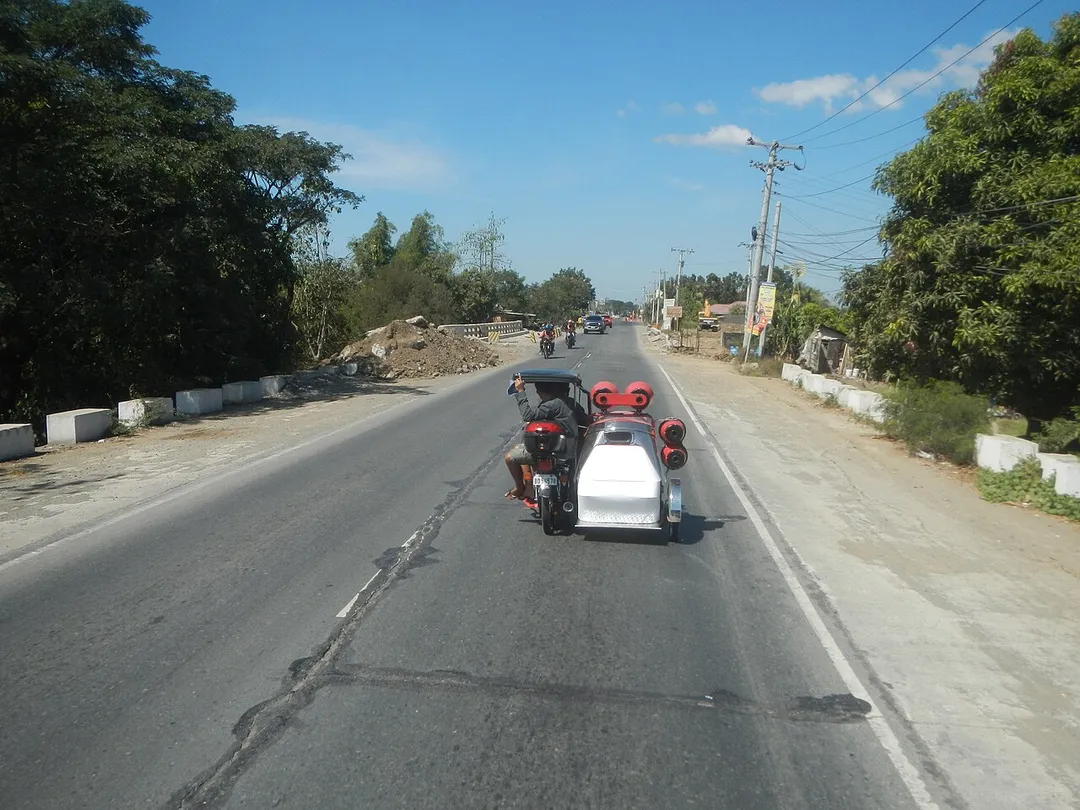 Pan-Philippine Highway Pan-Philippine Highway (Cagayan Valley Road, Santa Rosa, Nueva Ecija section) Barangay Rizal (Poblacion) 15°24'57"N 120°57'36"E and Barangay 15°25'19"N 120°57'24"E Cojuanco (Poblacion), corner Rizal Street 15°29'23"N 120°57'49"E Santa Rosa, Nueva Ecija (Note: Judge Florentino Floro, the owner, to repeat, Donor Florentino Floro of all these photos hereby donate gratuitously, freely and unconditionally Judge Floro all these photos to and for Wikimedia Commons, exclusively, for public use of the public domain, and again without any condition whatsoever).