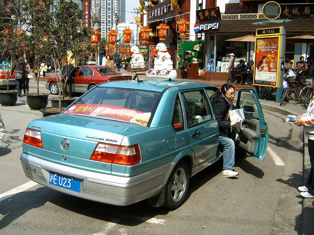 VW Santana 3000 als Taxi in Shanghai.