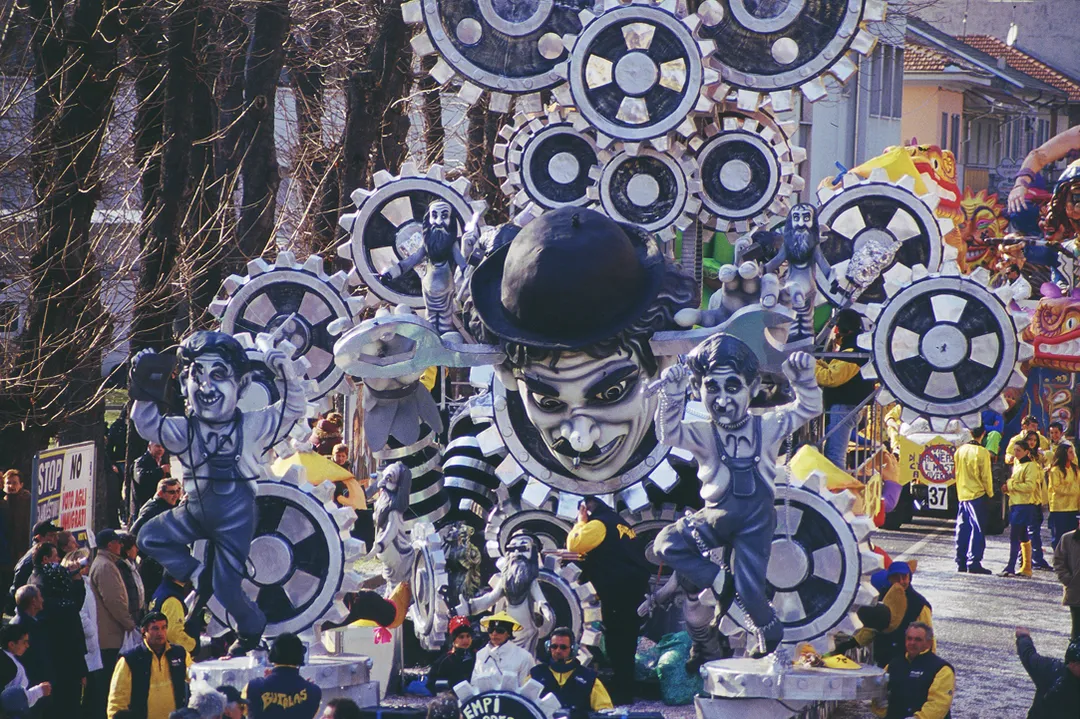 Carro dei Butalas, Carnevale di Santhià (VC). Vincitore 2005.