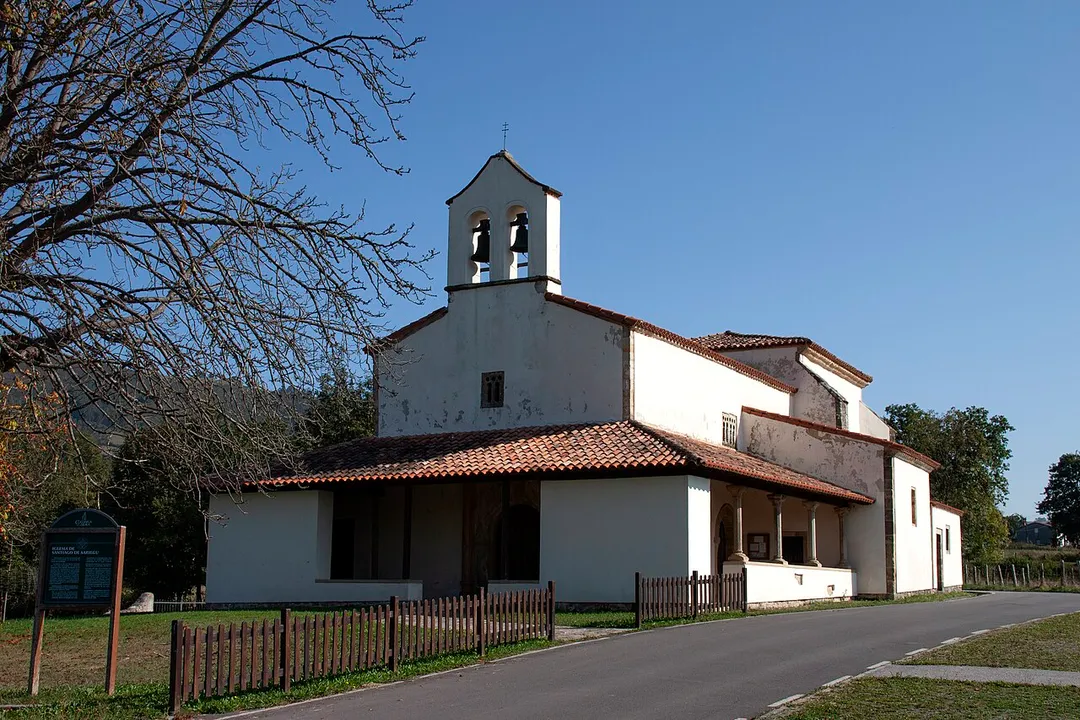 Santiago (Sariego, Asturias)
