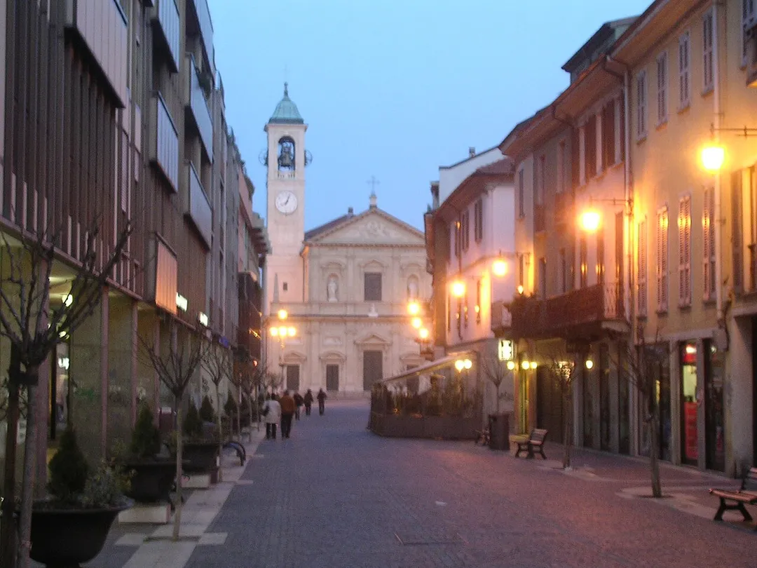 Corso d'Italia in Saronno, Italy. In the background the main catholic church, Saint Peter and Paul.