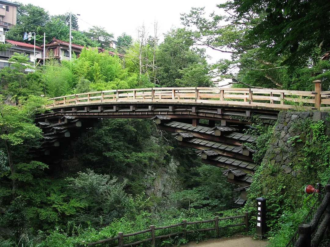 The Saru-hashi (Monkey bridge) is a bridge of the old Kōshū Kaidō. This location is Saruhashichō-Saruhashi in Ōtsuki, Yamanashi Prefecture, Japan.