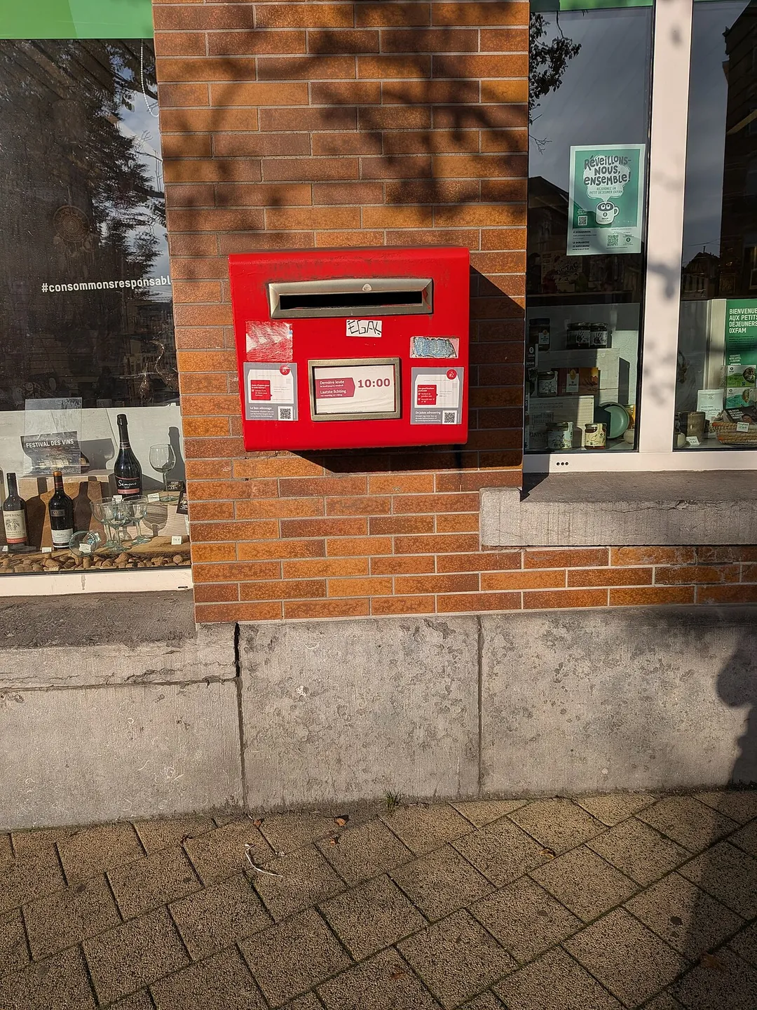 A street post box in Schaerbeek, one of the 19 municipalities of the Brussels-Capital Region.