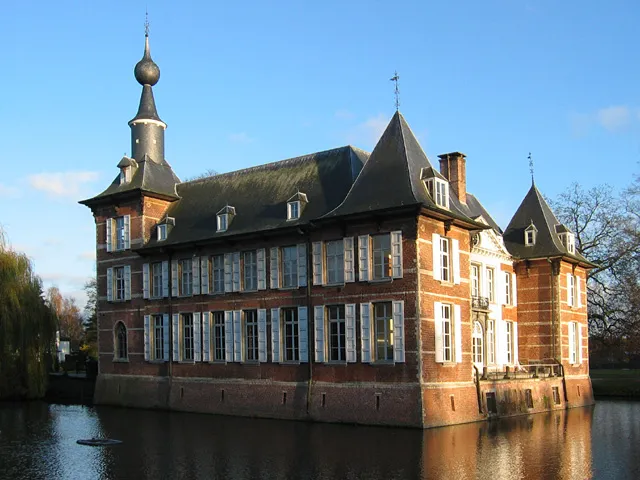 Kasteel van Schoten (nu Cultureel Centrum)