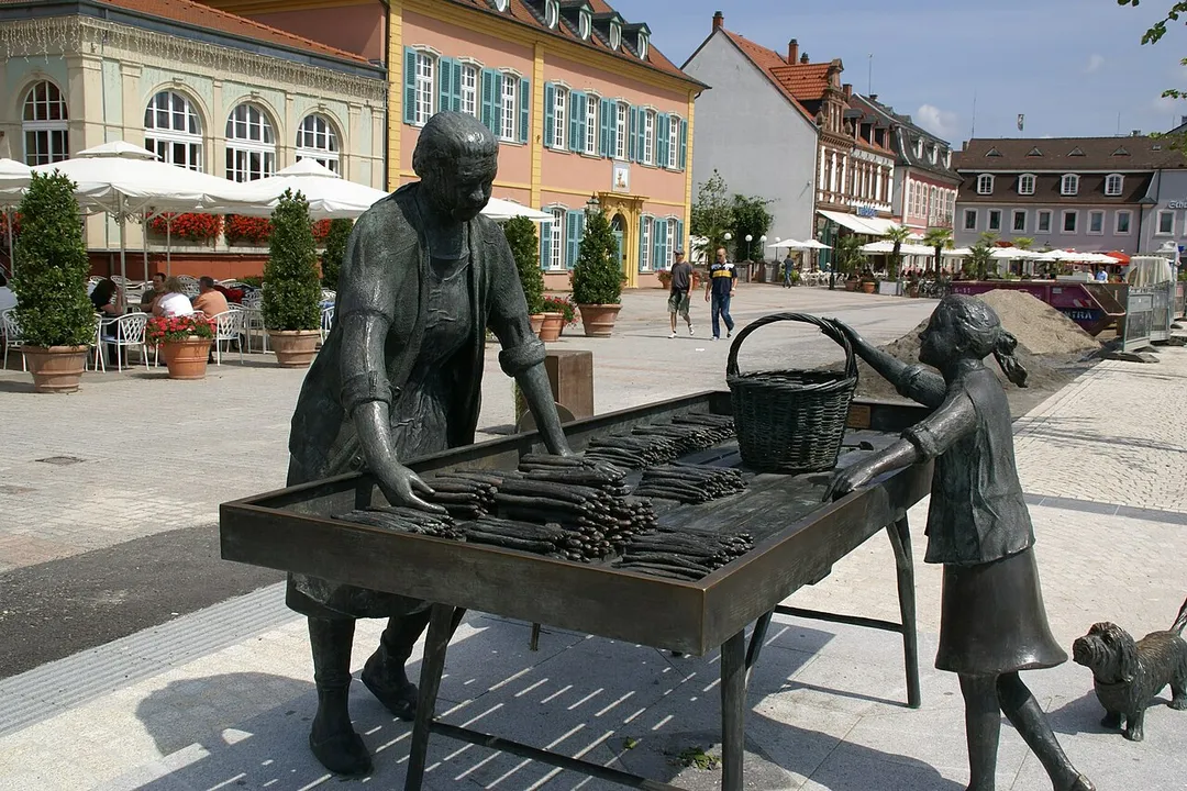 Sculpture in bronce honoring aspaarugus in Schwetzingen, Germany