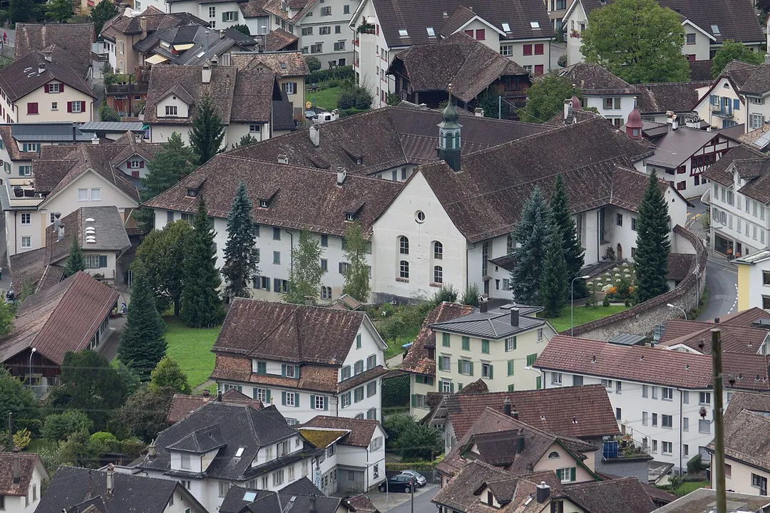 Dominikanerinnenkloster St. Peter am Bach, Strehlgasse 18, Schwyz
