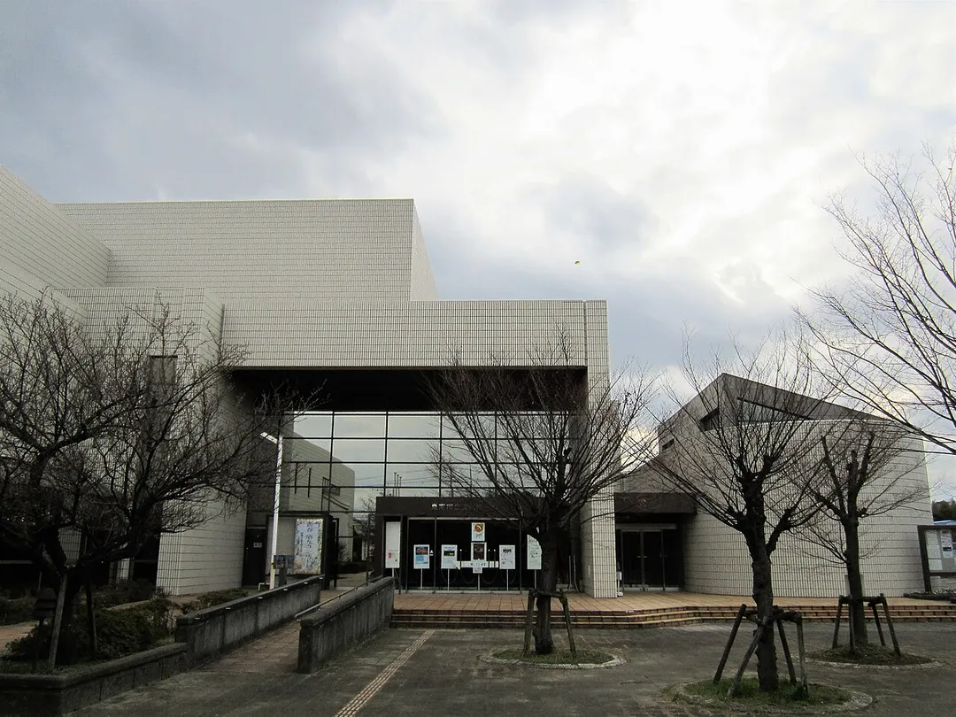 泉南市立文化ホール（泉南市馬場）