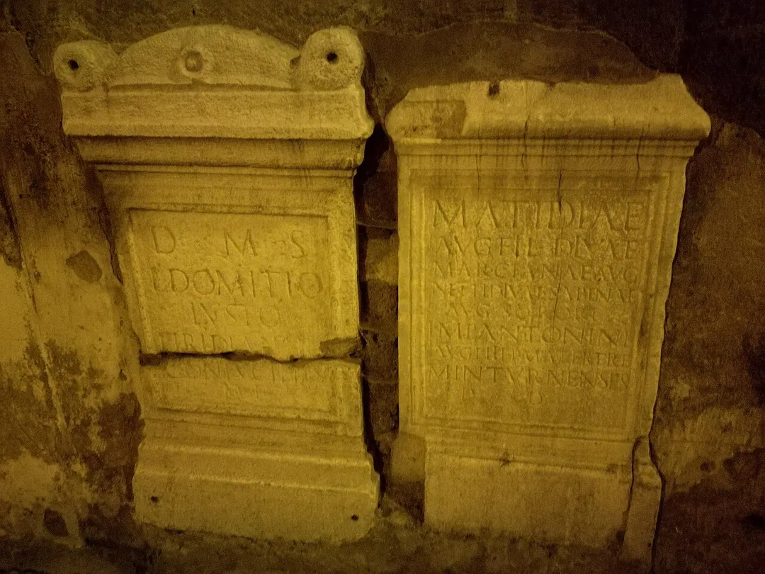 Iscrizioni latine a Sessa Aurunca