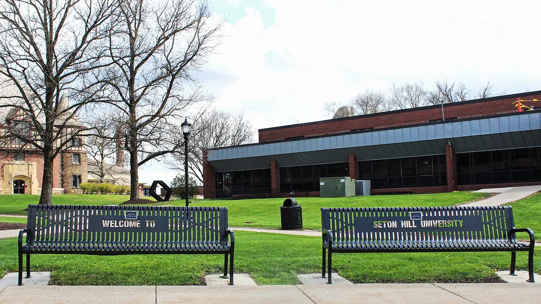 Benches outside of Harvey Hall