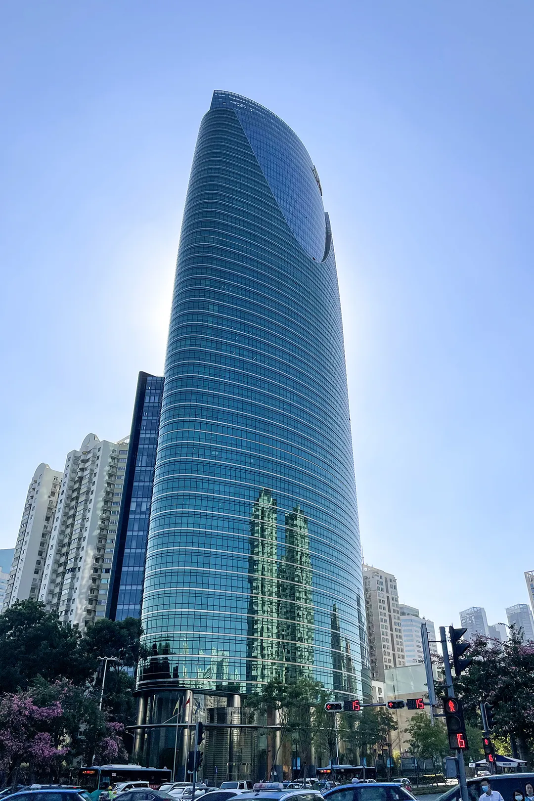 Wenbo Center at the crossing of Lianhua Road and Xinzhou Road