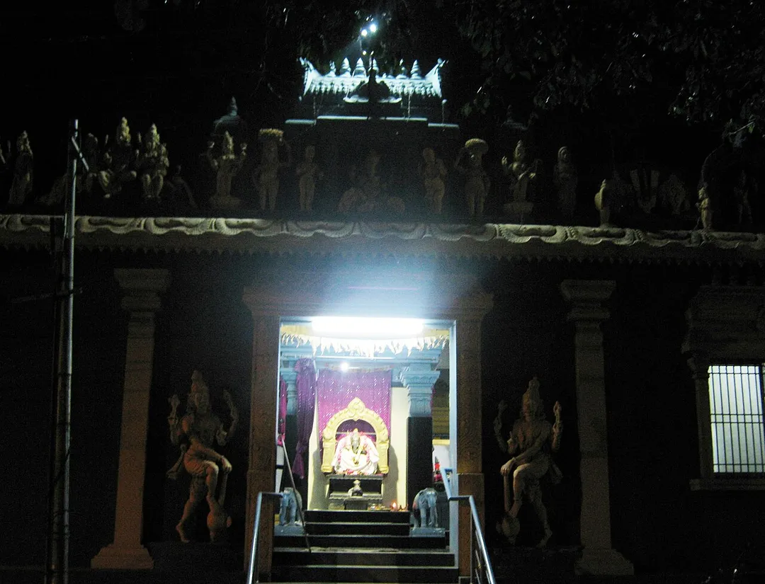 SRI ARASAMARATHADI SIDHI VINAYAGAR ASHRAMAM TEMPLE, Town Rly, Stn. Road, SALEM