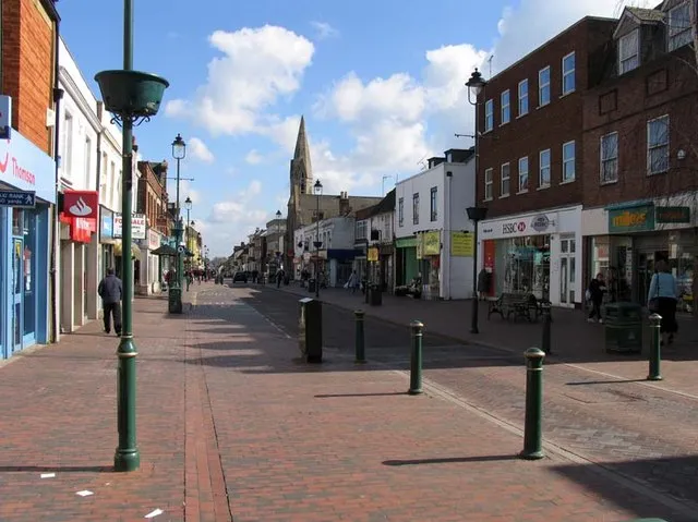 Sittingbourne
Original description:

High Street, Sittingbourne