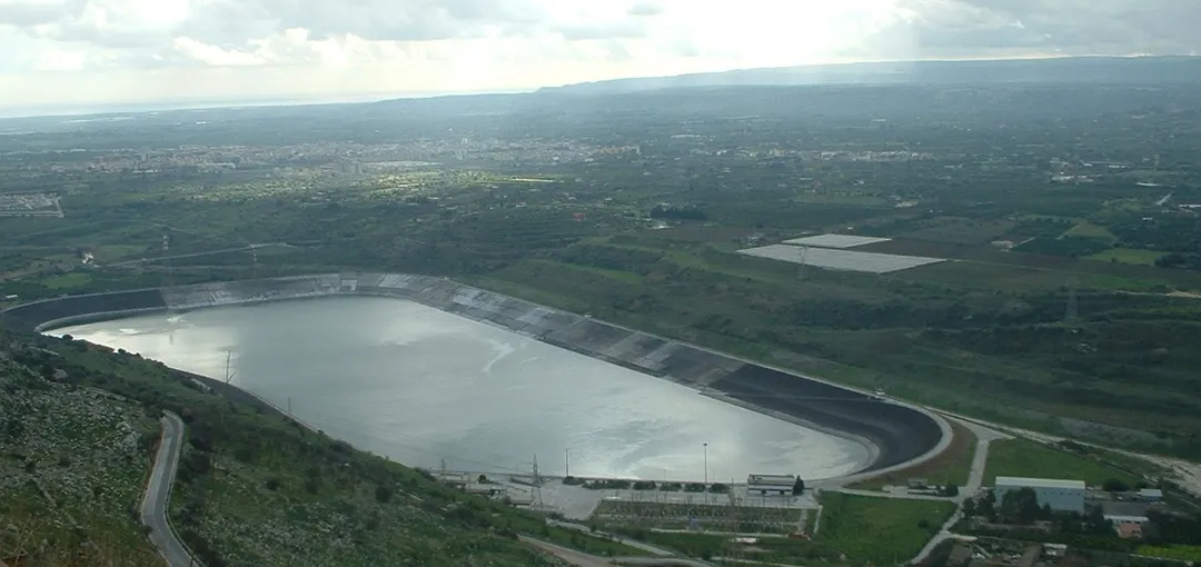 Solarino, the hydroelectric powerplant of Anapo river