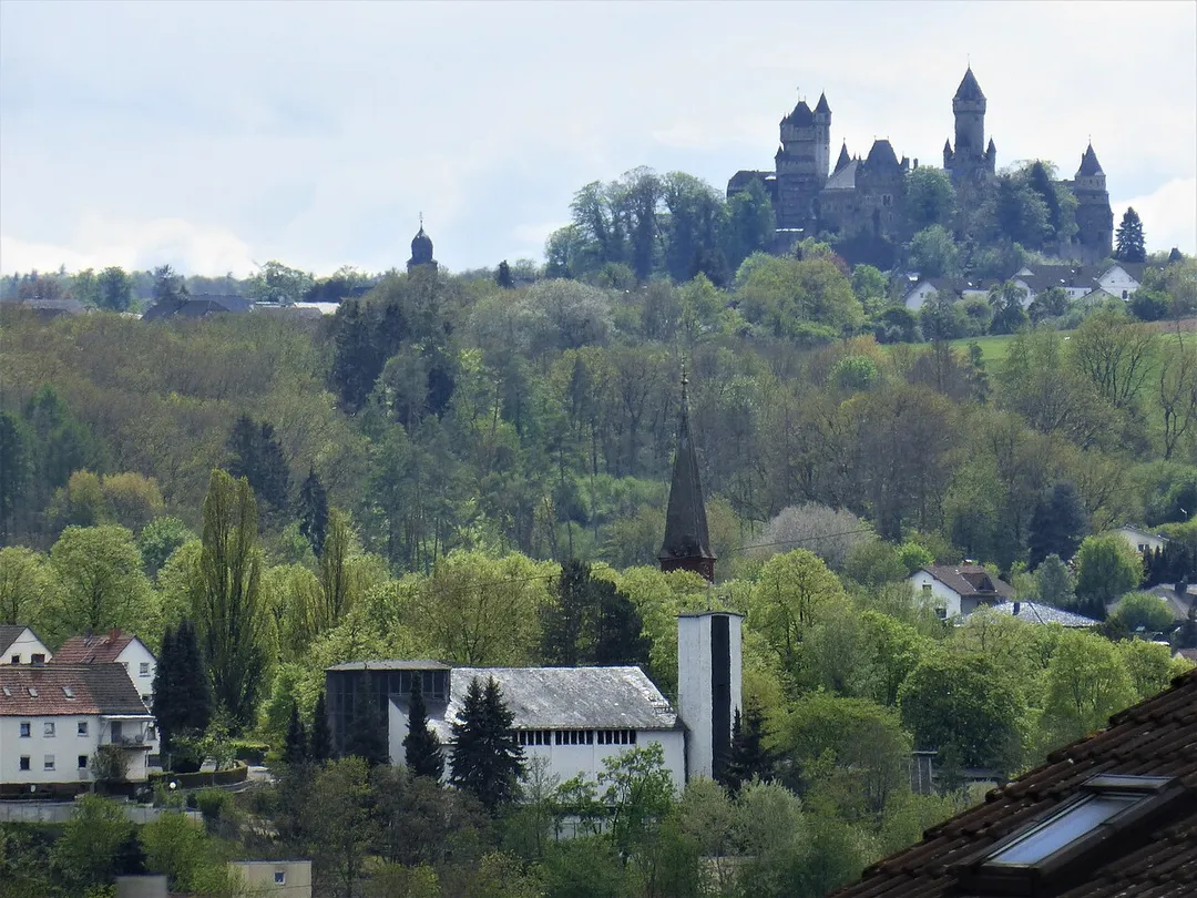 The catholic and the protestant church of Burgsolms in front of Braunfels castle