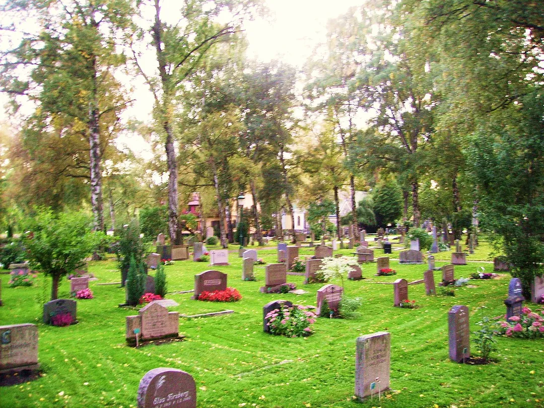 Picture of Solna kyrkogård (churchyard)