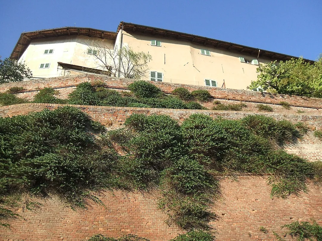 Castello di Sommariva Perno (Cuneo)