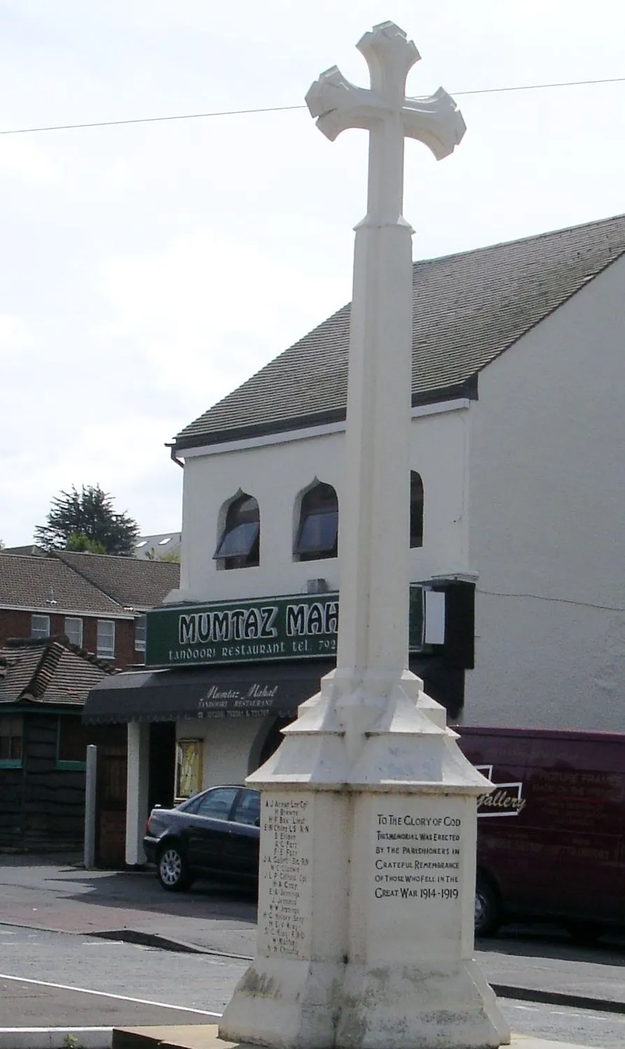 Photograph of the War Monument, South Benfleet, Essex, United Kingdom