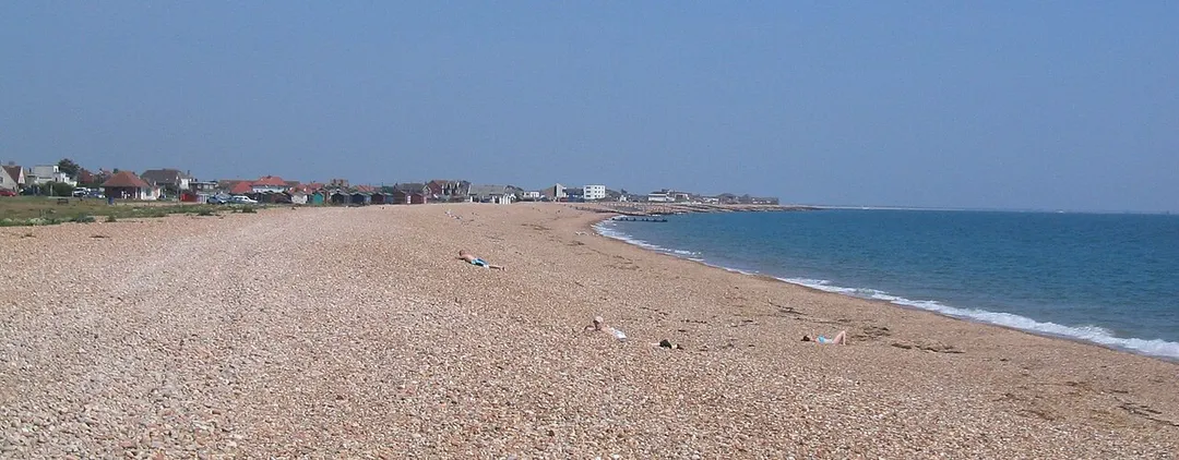 Beaches at Hayling Island, UK. Photo taken by me 2005-06-09.