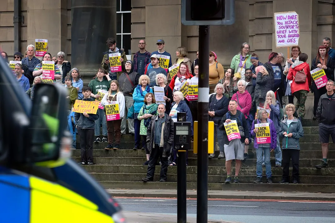 A Cheery Crowd