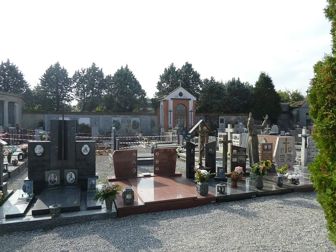 Cimitero di Sovico (Lombardy, Italy)