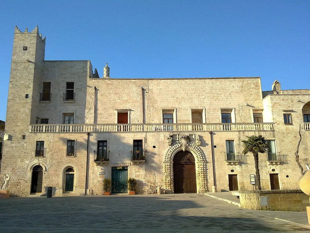 Palazzo Risolo Specchia Lecce