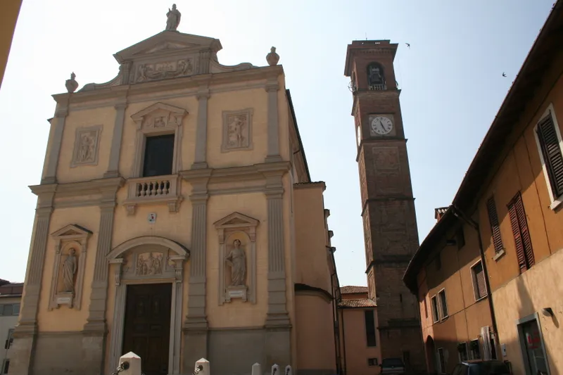 Spirano, la chiesa parrocchiale di San Gervasio e Protasio.
